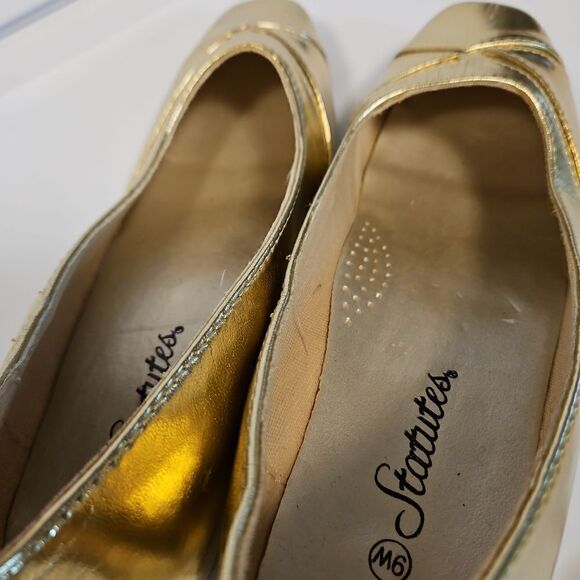 🌹Statues Gold Wedge Heels sz 9w - Picture 6 of 7